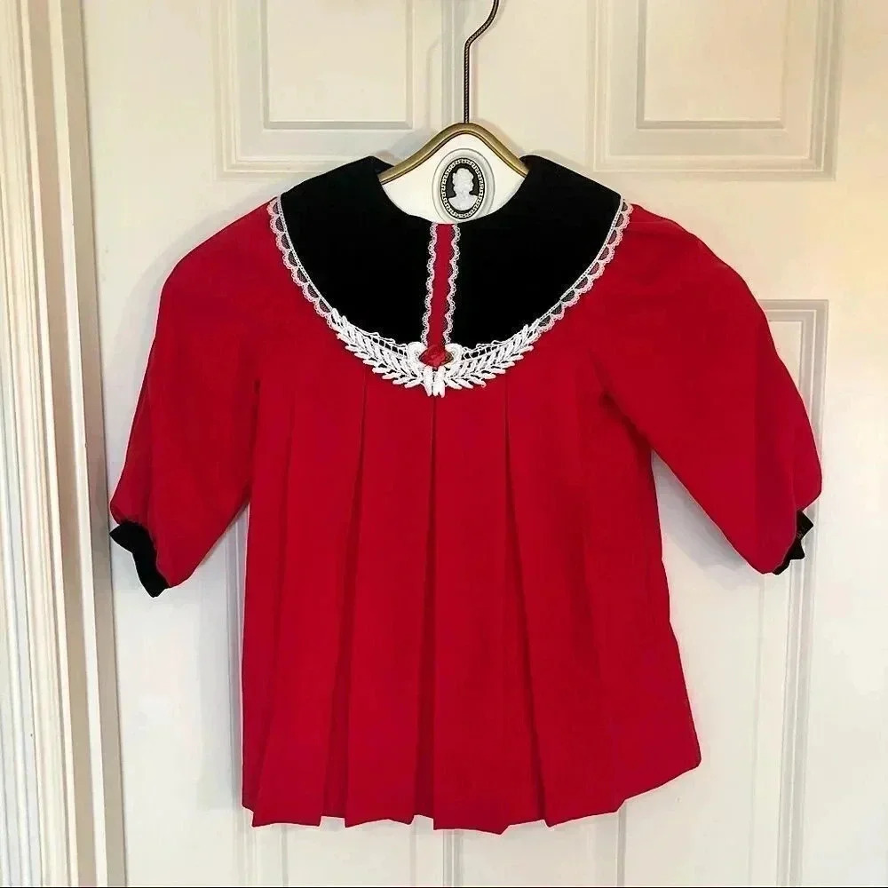 𝅺Rose Cottage vintage 80’s red velvet white lace girls pleated dress size 3T‎